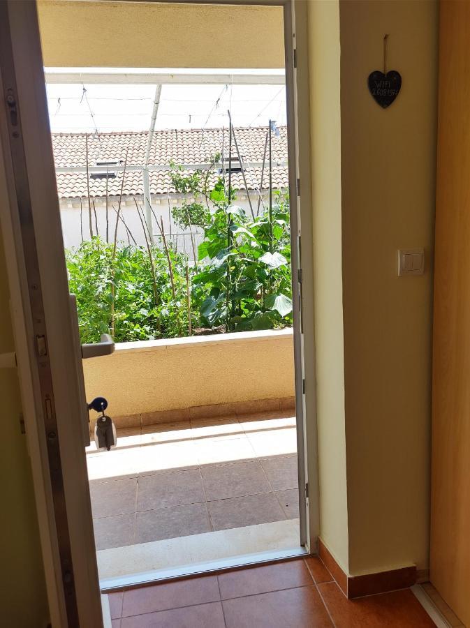 Guesthouse Anna ดูบรอฟนิก ภายนอก รูปภาพ
